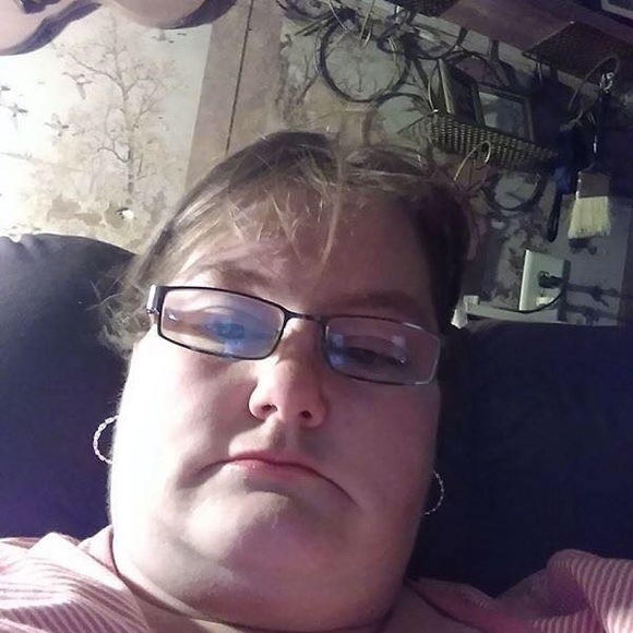 Meet your Posher, Paula - Picture 1 of 1